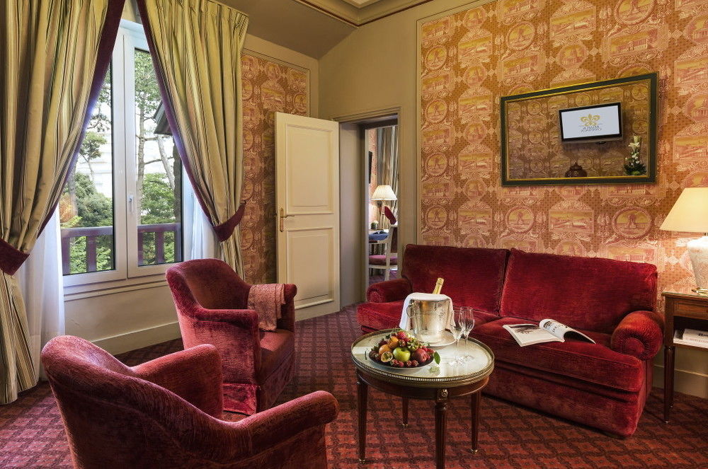 Le Castel Marie Louise 5*